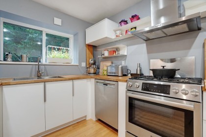 Photo 4 at 4210 Nautilus Close, Point Grey, Vancouver West