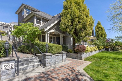 Photo 2 at 3 - 222 E 5th Street, Lower Lonsdale, North Vancouver