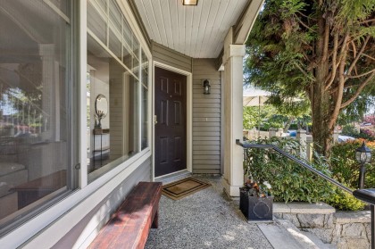 Photo 4 at 3 - 222 E 5th Street, Lower Lonsdale, North Vancouver