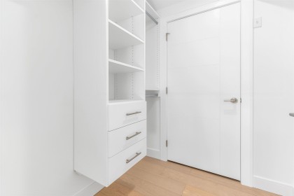 Photo 9 at 7355 Oak Street, South Granville, Vancouver West