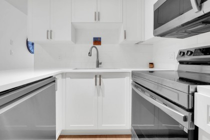 Photo 12 at 801 - 488 Helmcken Street, Yaletown, Vancouver West