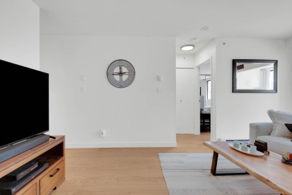 Photo 3 at 801 - 488 Helmcken Street, Yaletown, Vancouver West