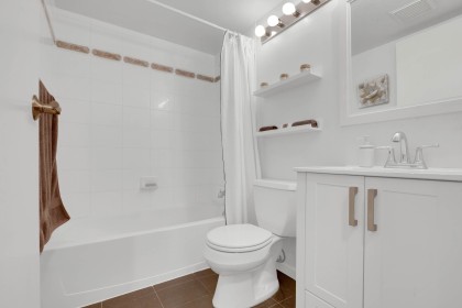 Photo 20 at 801 - 488 Helmcken Street, Yaletown, Vancouver West