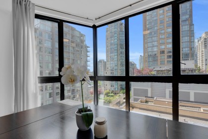 Photo 9 at 801 - 488 Helmcken Street, Yaletown, Vancouver West