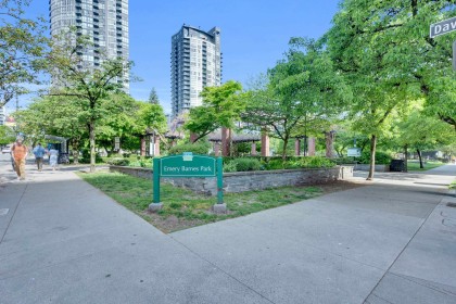 Photo 34 at 801 - 488 Helmcken Street, Yaletown, Vancouver West