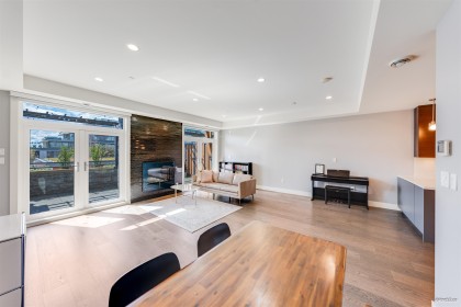 Photo 6 at 453 13th Street, Ambleside, West Vancouver