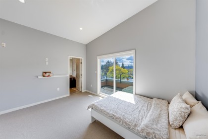 Photo 19 at 453 13th Street, Ambleside, West Vancouver
