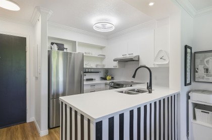Photo 5 at 403 - 1575 W 10th Avenue, Fairview VW, Vancouver West