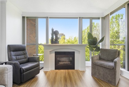 Photo 10 at 403 - 1575 W 10th Avenue, Fairview VW, Vancouver West