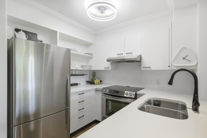Photo 4 at 403 - 1575 W 10th Avenue, Fairview VW, Vancouver West