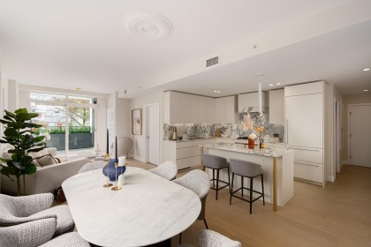 Photo 9 at 202 - 3668 W 10th Avenue, Kitsilano, Vancouver West