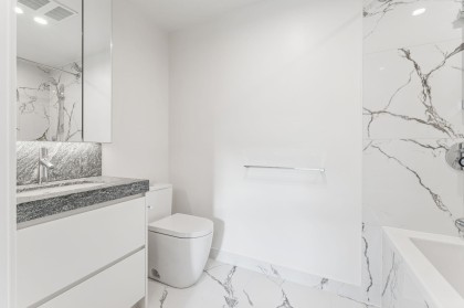 Photo 16 at 304 - 3668 W 10th Avenue, Kitsilano, Vancouver West