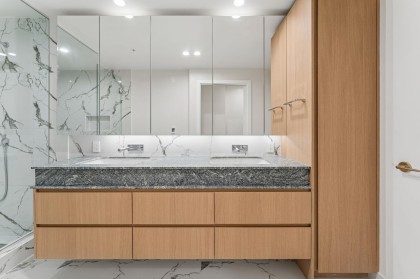 Photo 28 at 304 - 3668 W 10th Avenue, Kitsilano, Vancouver West