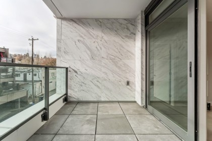 Photo 25 at 304 - 3668 W 10th Avenue, Kitsilano, Vancouver West