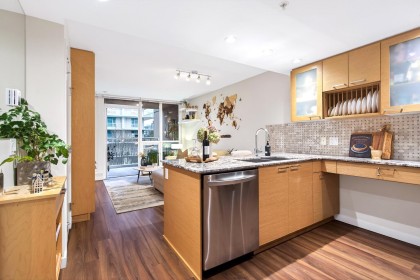 Photo 5 at 413 - 135 E 17 Street, Central Lonsdale, North Vancouver