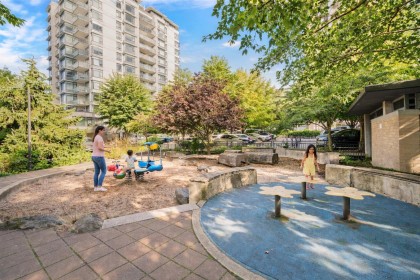 Photo 23 at 1304 - 1320 Chesterfield Avenue, Central Lonsdale, North Vancouver