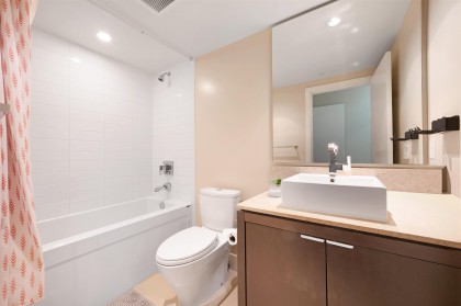 Photo 14 at 1304 - 1320 Chesterfield Avenue, Central Lonsdale, North Vancouver