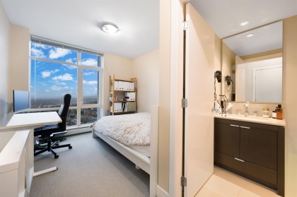 Photo 11 at 1304 - 1320 Chesterfield Avenue, Central Lonsdale, North Vancouver