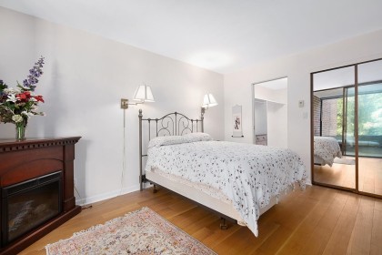 Photo 12 at 309 - 4101 Yew Street, Quilchena, Vancouver West