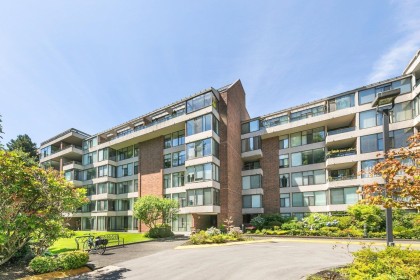 Photo 19 at 309 - 4101 Yew Street, Quilchena, Vancouver West