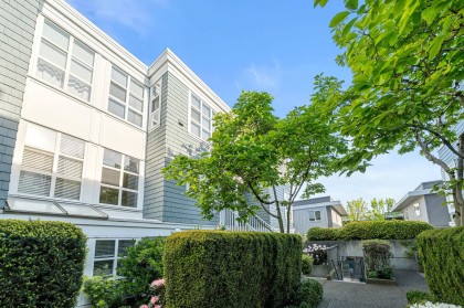 Photo 5 at 207 - 669 W 7th Avenue, Fairview VW, Vancouver West