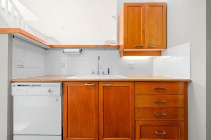 Photo 24 at 207 - 669 W 7th Avenue, Fairview VW, Vancouver West