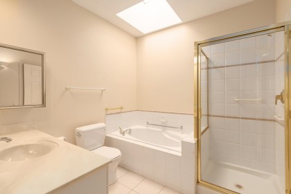 Photo 20 at 406 - 3621 W 26th Avenue, Dunbar, Vancouver West