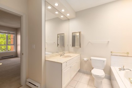 Photo 19 at 406 - 3621 W 26th Avenue, Dunbar, Vancouver West
