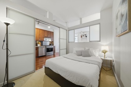 Photo 11 at 306 - 2055 Yukon Street, False Creek, Vancouver West