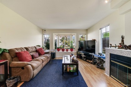 Photo 3 at 215 W 18th Street, Central Lonsdale, North Vancouver