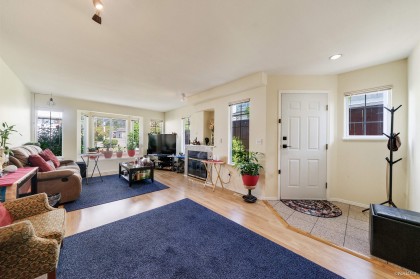 Photo 4 at 215 W 18th Street, Central Lonsdale, North Vancouver
