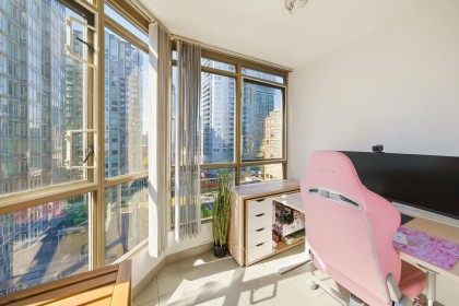 Photo 6 at 1705 - 867 Hamilton Street, Downtown VW, Vancouver West