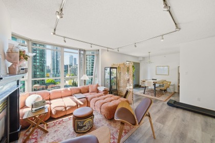 Photo 3 at 1705 - 867 Hamilton Street, Downtown VW, Vancouver West