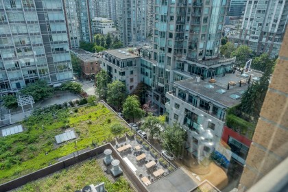 Photo 11 at 1405 - 822 Homer Street, Downtown VW, Vancouver West