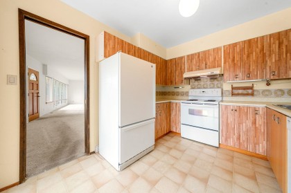 Photo 10 at 234 Rondoval Crescent, Upper Delbrook, North Vancouver