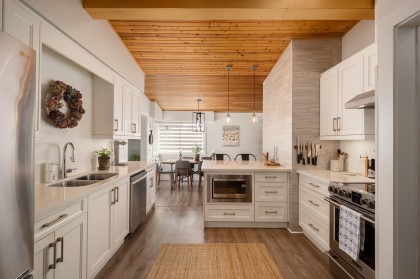 Photo 12 at 3642 Sykes Road, Lynn Valley, North Vancouver