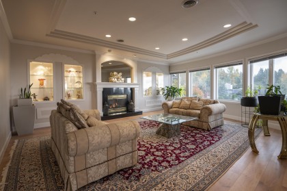 Photo 1 at 2572 Westhill Close, Westhill, West Vancouver