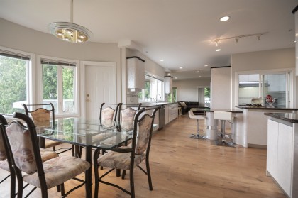 Photo 34 at 2572 Westhill Close, Westhill, West Vancouver