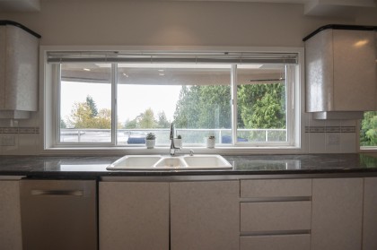 Photo 39 at 2572 Westhill Close, Westhill, West Vancouver