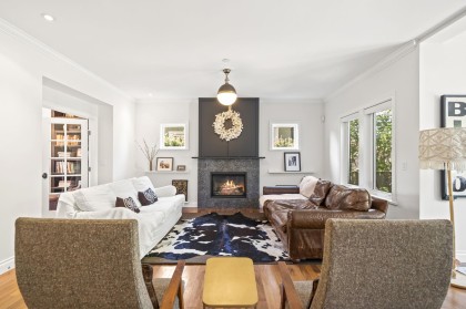 Photo 3 at 125 W 39th Avenue, Cambie, Vancouver West