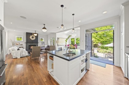 Photo 15 at 125 W 39th Avenue, Cambie, Vancouver West