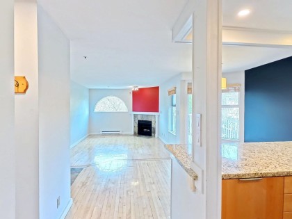 Photo 19 at 201 - 1868 W 8th Avenue, Kitsilano, Vancouver West