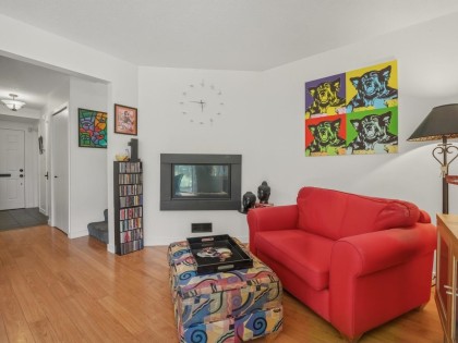 Photo 4 at 1106 Premier Street, Lynnmour, North Vancouver