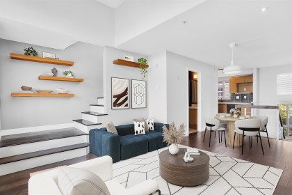 Photo 3 at 26 - 2375 W Broadway, Kitsilano, Vancouver West