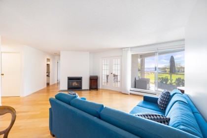 Photo 11 at 1206 - 33 Chesterfield Place, Lower Lonsdale, North Vancouver