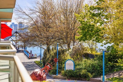 Photo 8 at 1206 - 33 Chesterfield Place, Lower Lonsdale, North Vancouver