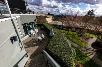 Photo 29 at 201 - 2800 Chesterfield Avenue, Upper Lonsdale, North Vancouver