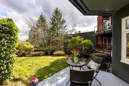 Photo 4 at 201 - 2800 Chesterfield Avenue, Upper Lonsdale, North Vancouver