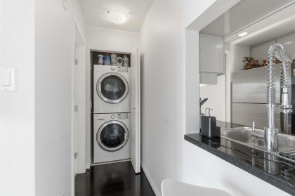 Photo 29 at 908 - 1408 Strathmore Mews, Yaletown, Vancouver West