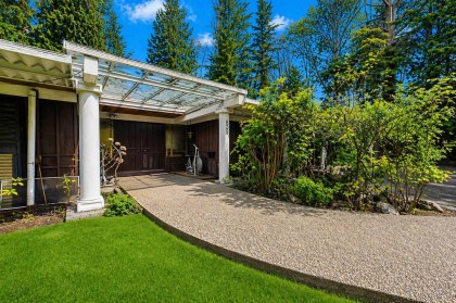 Photo 3 at 835 Wildwood Place, British Properties, West Vancouver